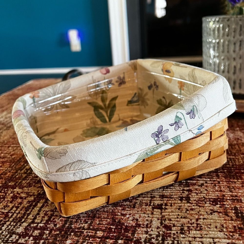 Longaberger 2000 Little Bin Basket - Picture 3 of 13